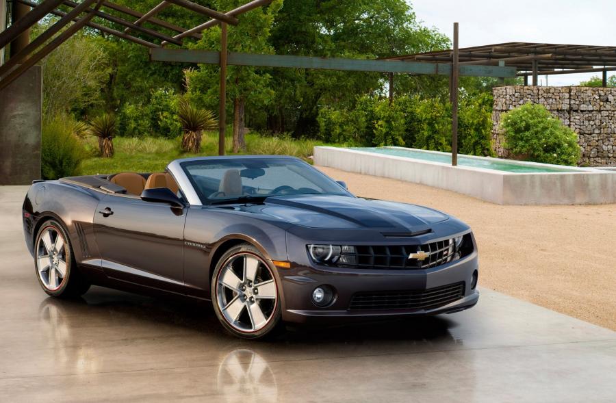 Chevrolet Camaro Convertible Neiman Marcus edition '2011